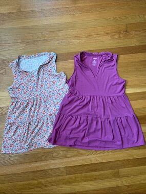 Sonoma Maternity Floral & Pink Tank tops - 2 pack Size Small